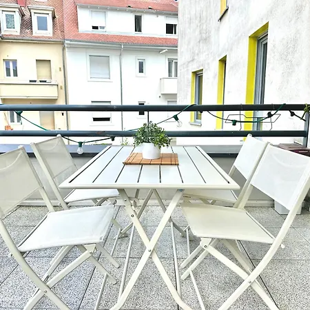 2 Pieces Avec Terrasse & Tram A 5 Min Strasbourg